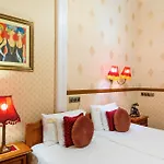 Cotton House 4*