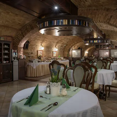 Cotton House Hotel 4*