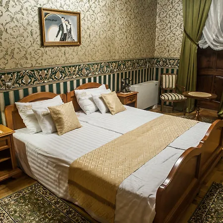 Cotton House 4*