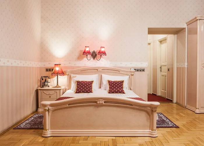 Cotton House Szálloda 4*