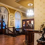 Cotton House 4*