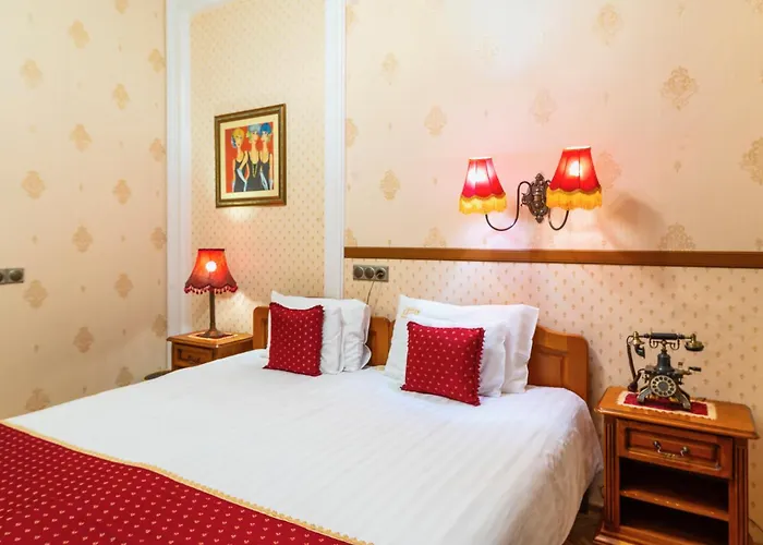 Hotell Cotton House 4*