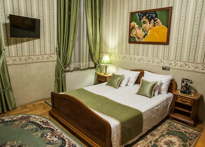 Cotton House Hotel