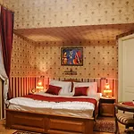 Cotton House Hotel 4*