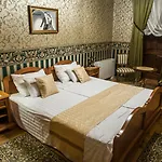 Cotton House 4*