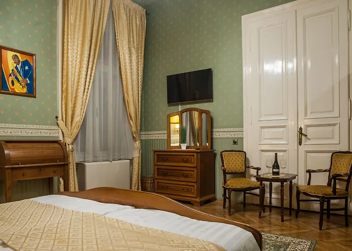 Otel Cotton House 4*